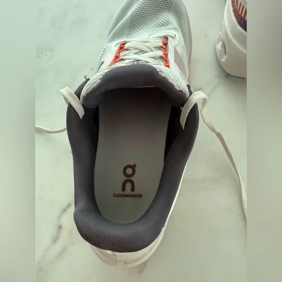 On - Picture 15 of 15